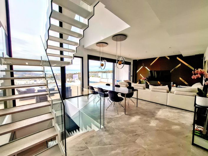 Image No.3-3 Bed Villa for sale