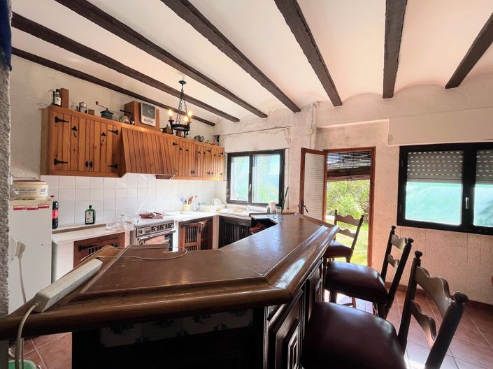 Image No.15-5 Bed Townhouse for sale