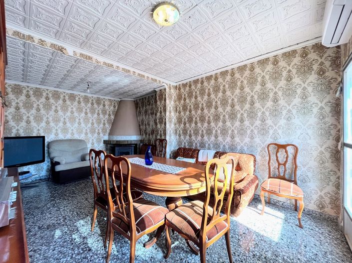 Image No.4-5 Bed Townhouse for sale