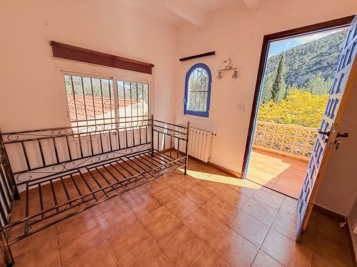 Image No.12-5 Bed Villa for sale