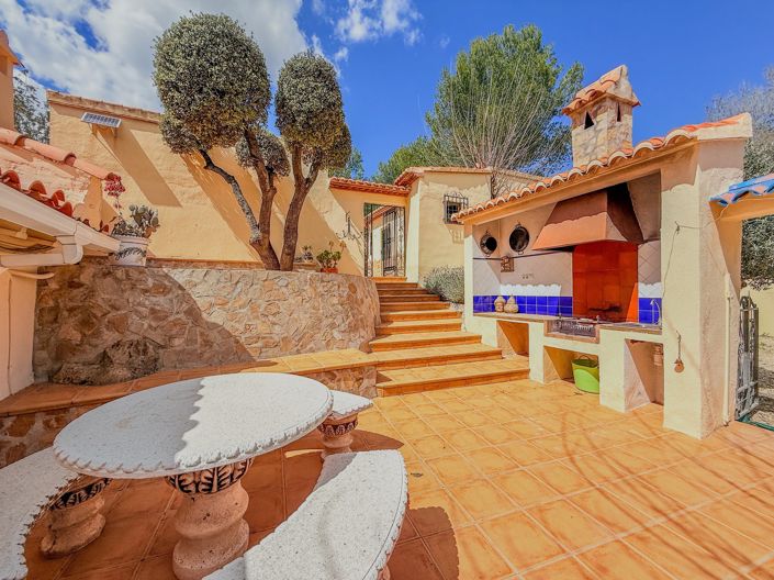 Image No.17-5 Bed Villa for sale