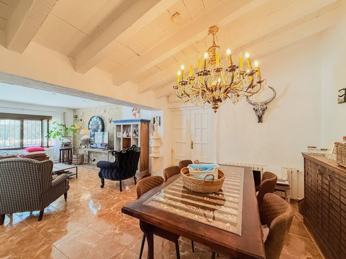 Image No.25-5 Bed Villa for sale