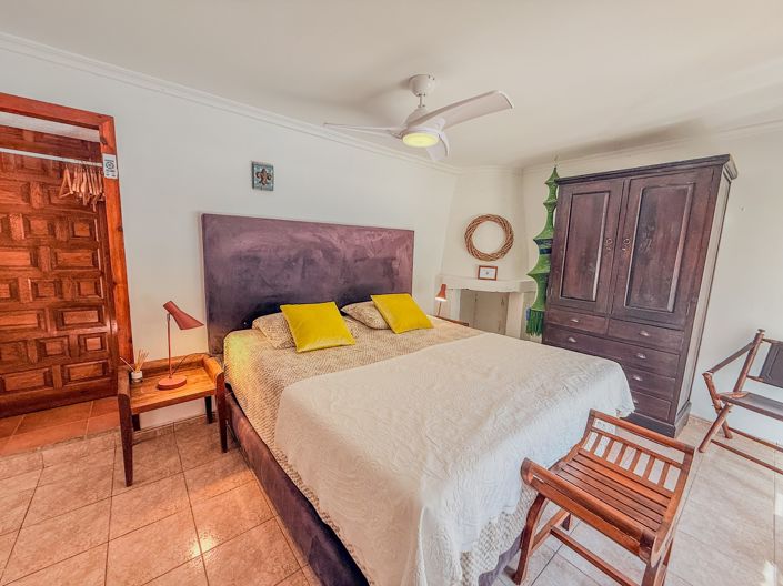 Image No.3-5 Bed Villa for sale