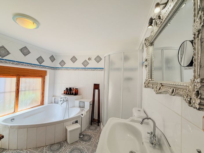 Image No.5-5 Bed Villa for sale