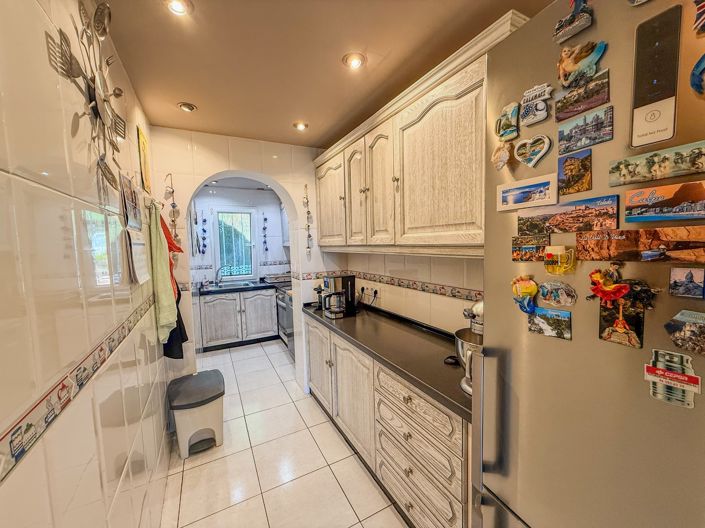 Image No.10-3 Bed Villa for sale