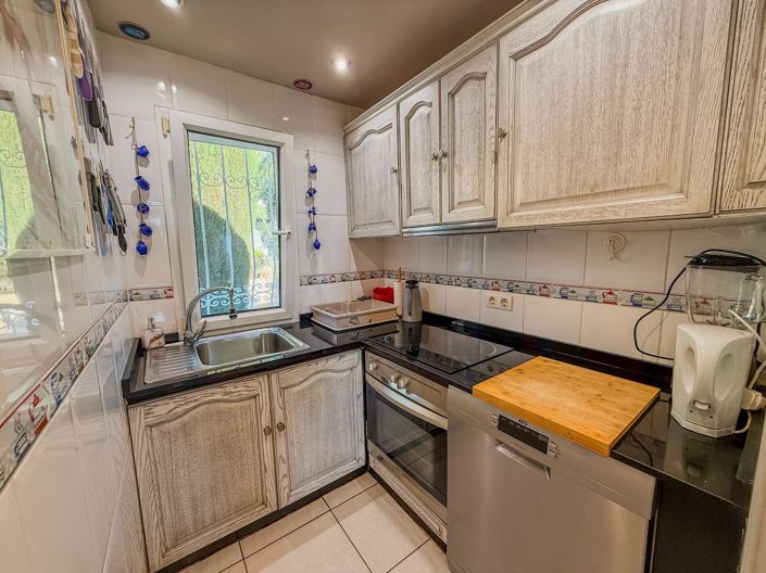 Image No.11-3 Bed Villa for sale