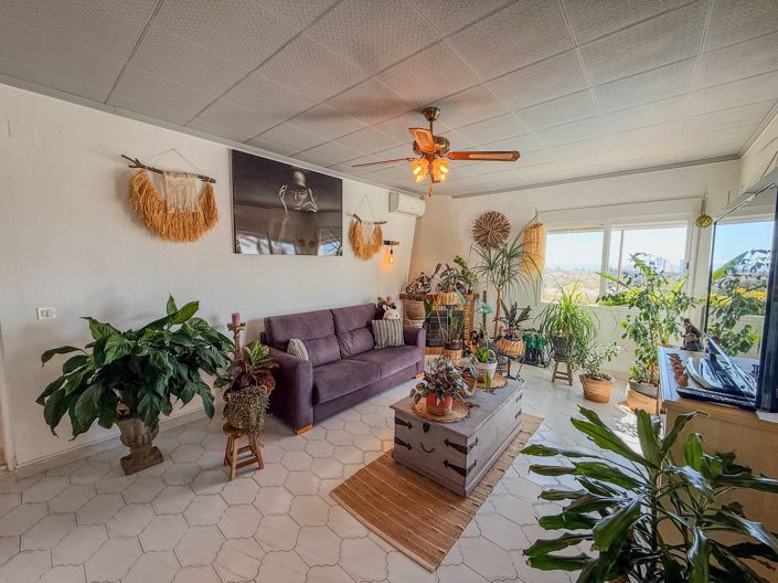 Image No.18-3 Bed Villa for sale