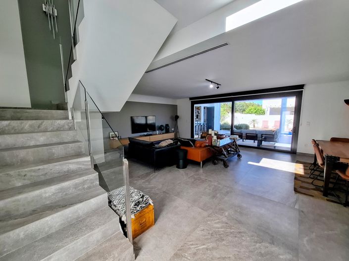 Image No.8-3 Bed Villa for sale