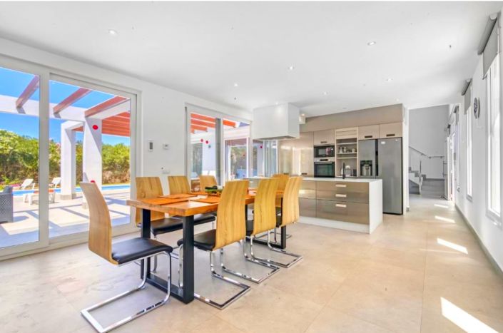 Image No.4-5 Bed Villa for sale