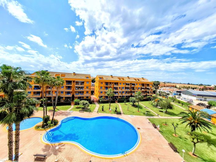 Image No.27-4 Bed Property for sale