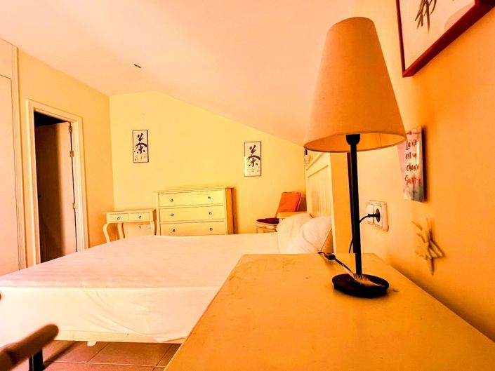 Image No.9-4 Bed Property for sale