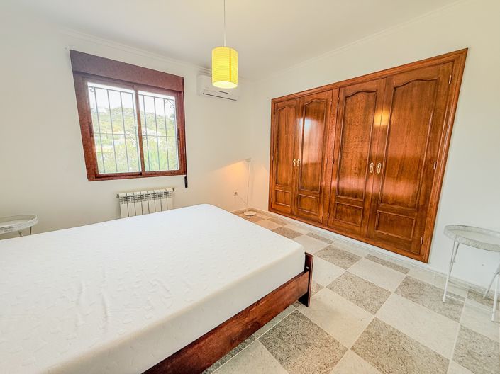 Image No.10-7 Bed Villa for sale