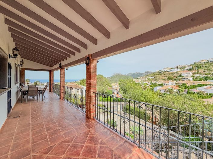 Image No.15-7 Bed Villa for sale