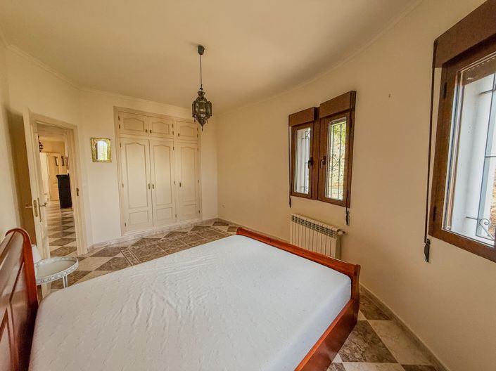 Image No.27-7 Bed Villa for sale
