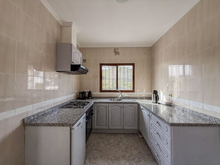 Image No.37-7 Bed Villa for sale