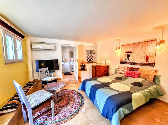 Image No.18-1 Bed Villa for sale