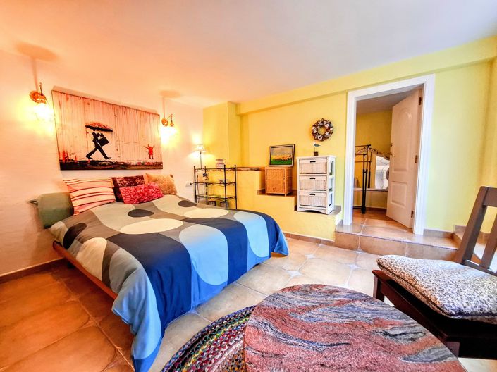 Image No.20-1 Bed Villa for sale