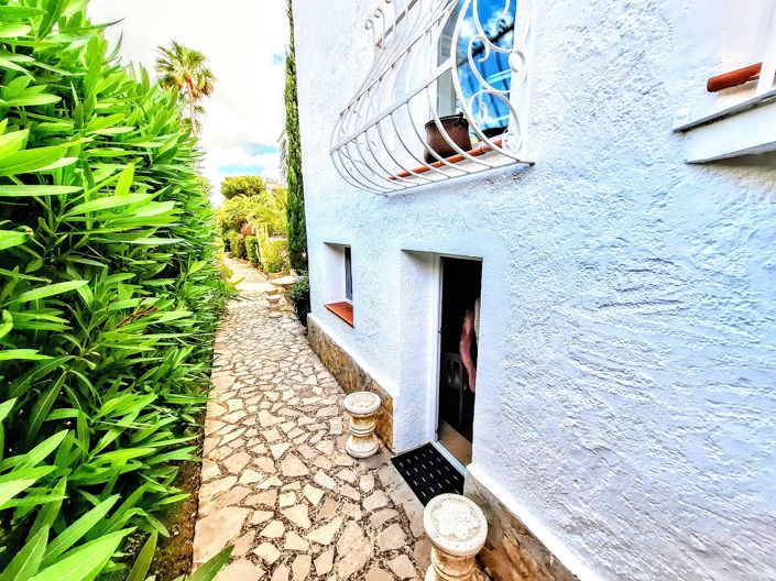 Image No.22-1 Bed Villa for sale