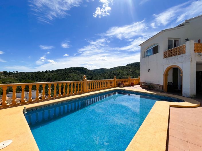 Image No.18-2 Bed Villa for sale