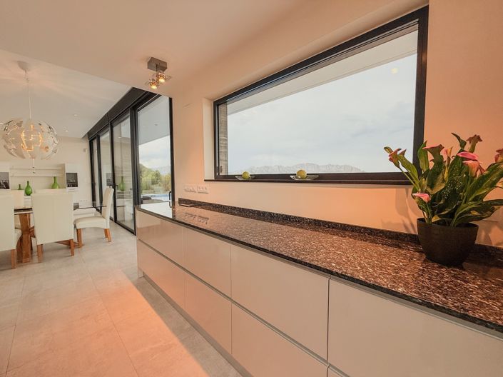 Image No.11-3 Bed Villa for sale