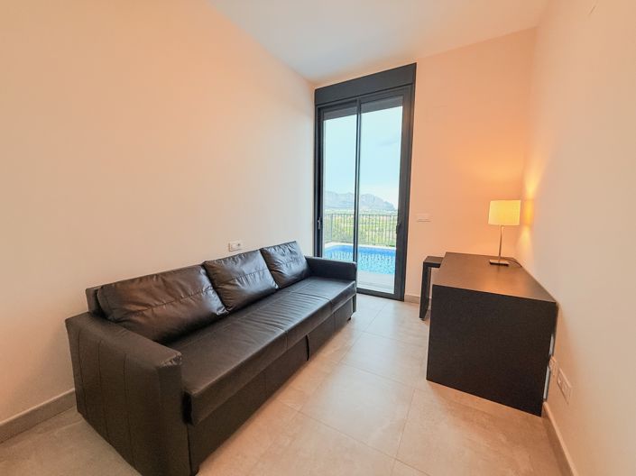 Image No.15-3 Bed Villa for sale