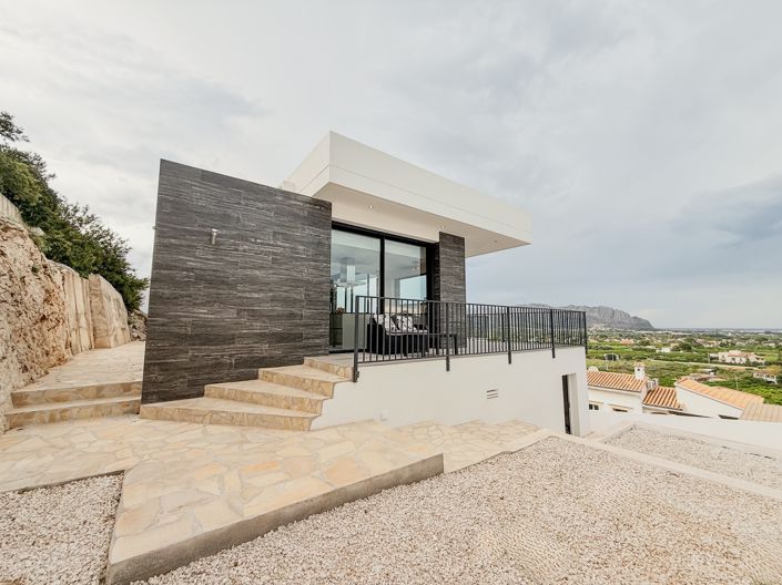 Image No.27-3 Bed Villa for sale