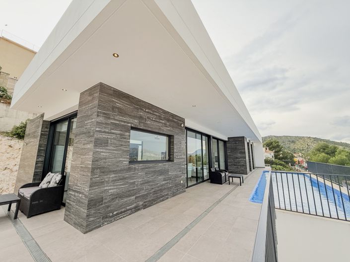 Image No.29-3 Bed Villa for sale