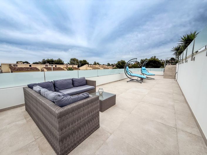 Image No.32-4 Bed Villa for sale