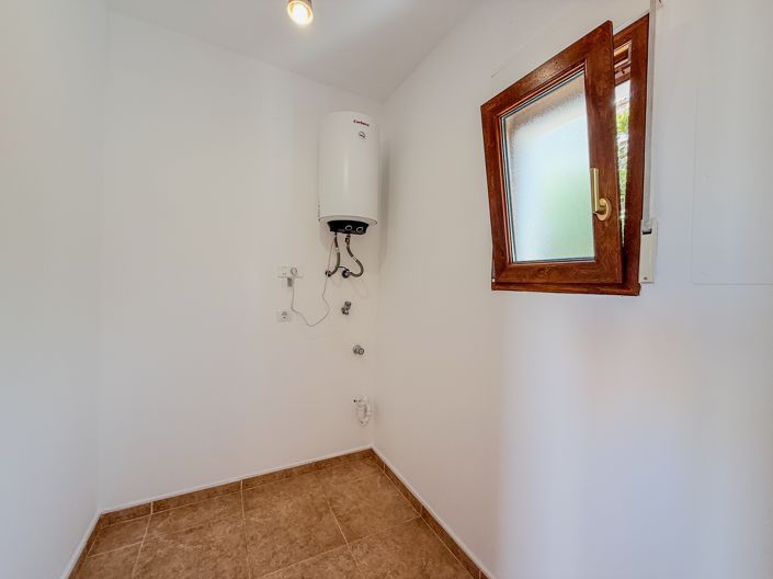 Image No.13-3 Bed Apartment for sale