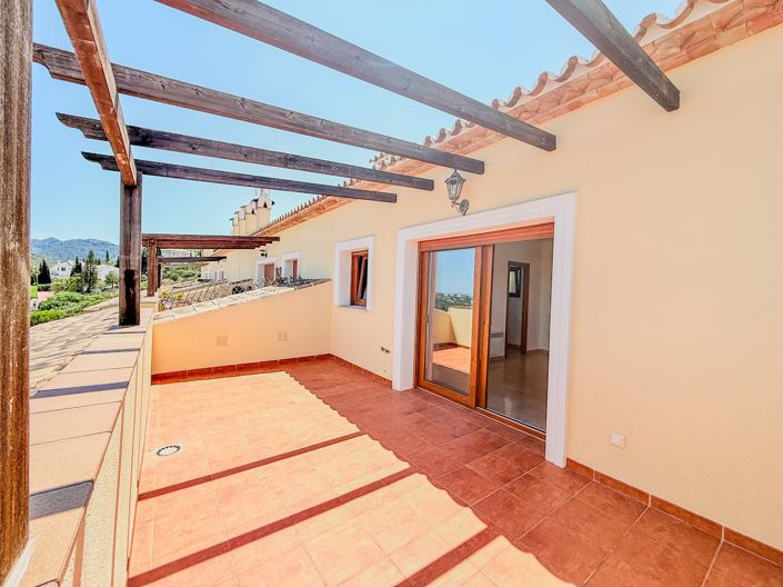 Image No.16-3 Bed Apartment for sale