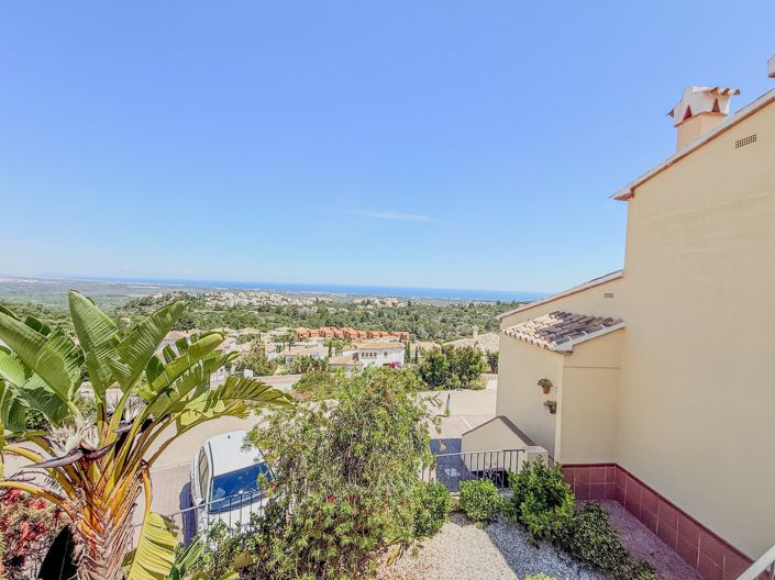 Image No.18-3 Bed Apartment for sale