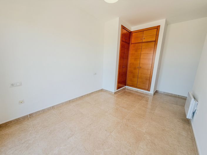 Image No.8-3 Bed Apartment for sale