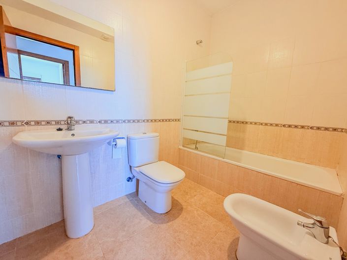 Image No.9-3 Bed Apartment for sale