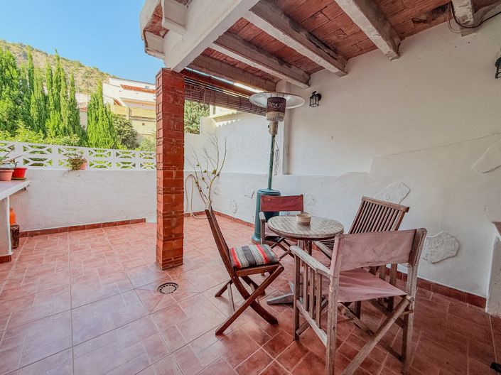 Image No.10-3 Bed Townhouse for sale