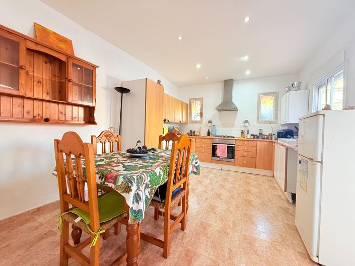 Image No.7-3 Bed Townhouse for sale