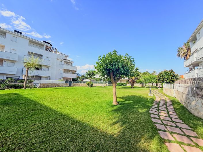 Image No.19-2 Bed Property for sale