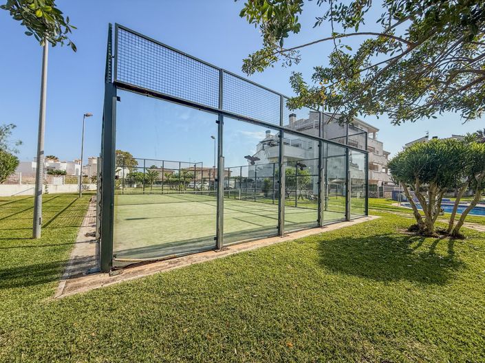 Image No.21-2 Bed Property for sale