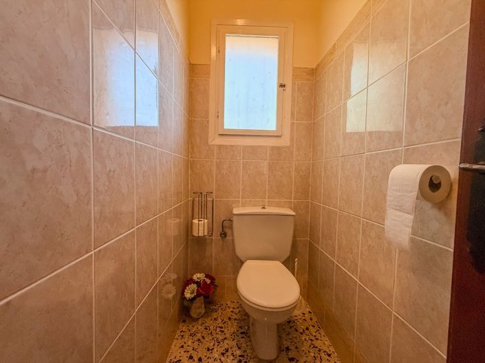 Image No.11-3 Bed Villa for sale