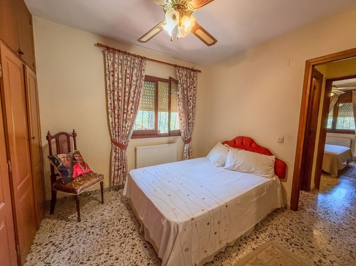 Image No.20-3 Bed Villa for sale