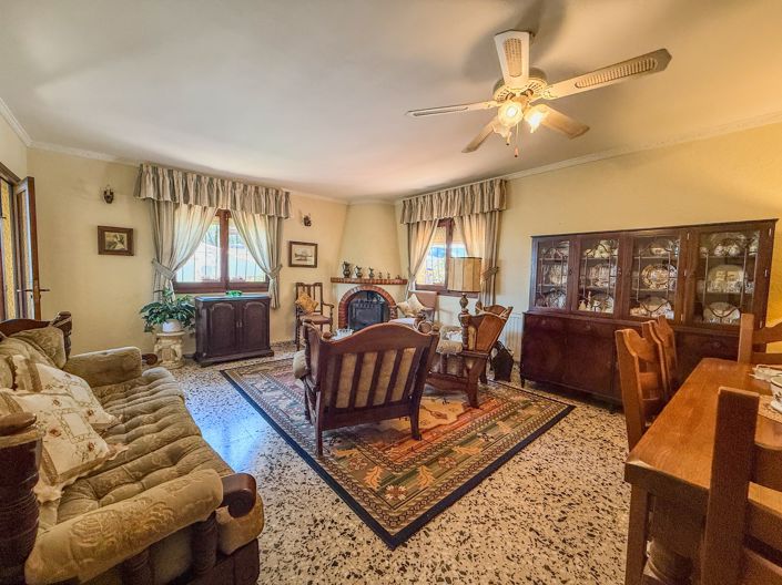 Image No.5-3 Bed Villa for sale