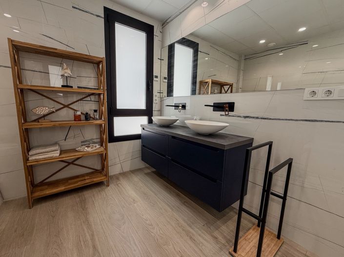 Image No.19-3 Bed Villa for sale