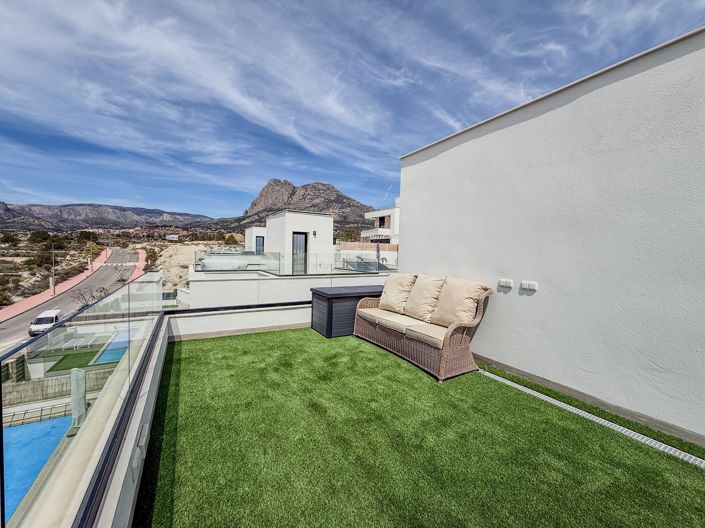 Image No.24-3 Bed Villa for sale