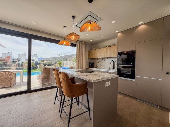 Image No.7-3 Bed Villa for sale