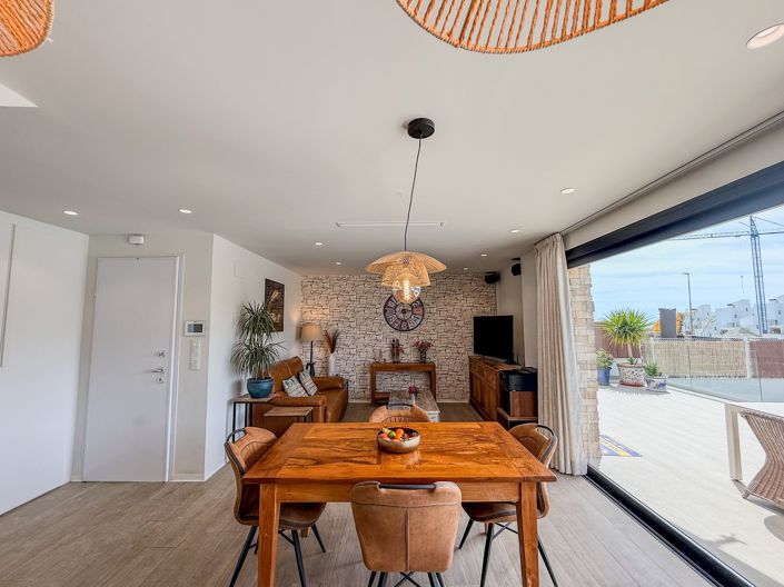 Image No.9-3 Bed Villa for sale