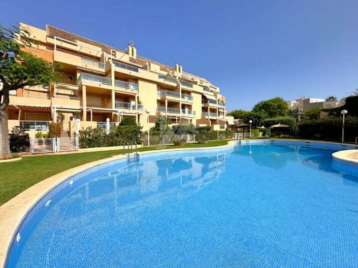Image No.1-3 Bed Apartment for sale