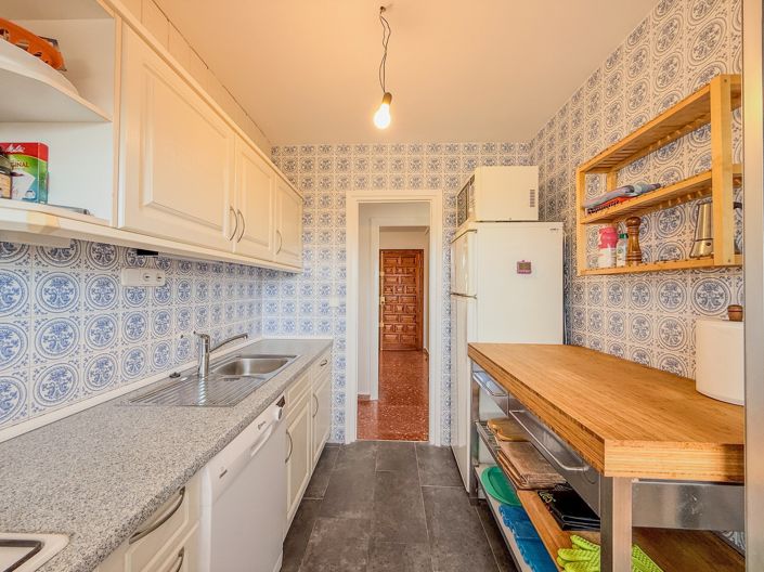 Image No.9-2 Bed Apartment for sale