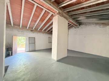 8541139