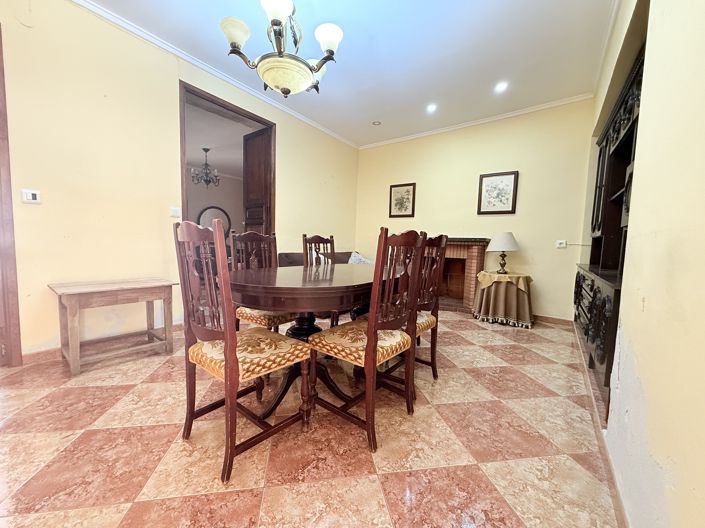 Image No.3-3 Bed Townhouse for sale