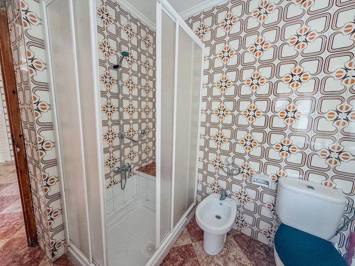 Image No.8-3 Bed Townhouse for sale