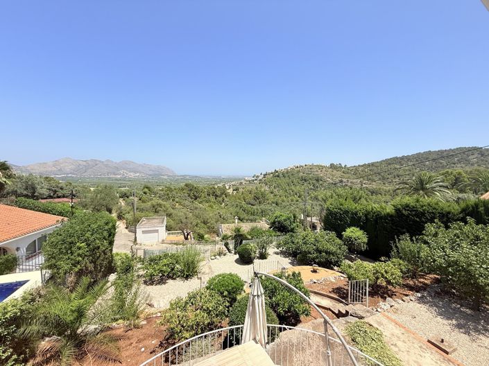 Image No.14-3 Bed Villa for sale